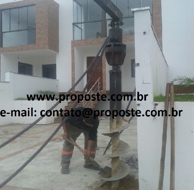 Poste de luz em concreto padrão ged 13 - Classificados Brasil